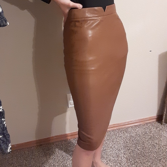 Zara Dresses & Skirts - ☆Zara || Faux leather pencil skirt